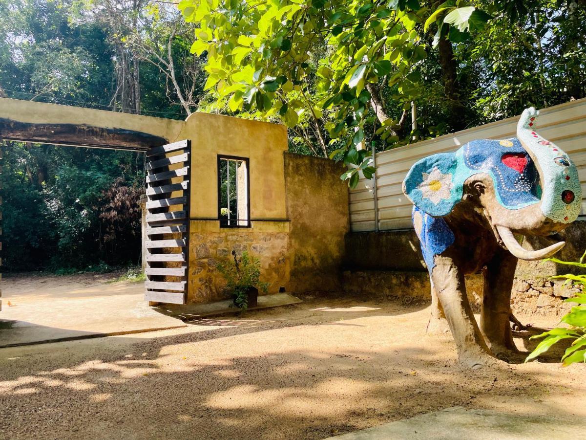 Hotel Sigiriya Kele Εξωτερικό φωτογραφία