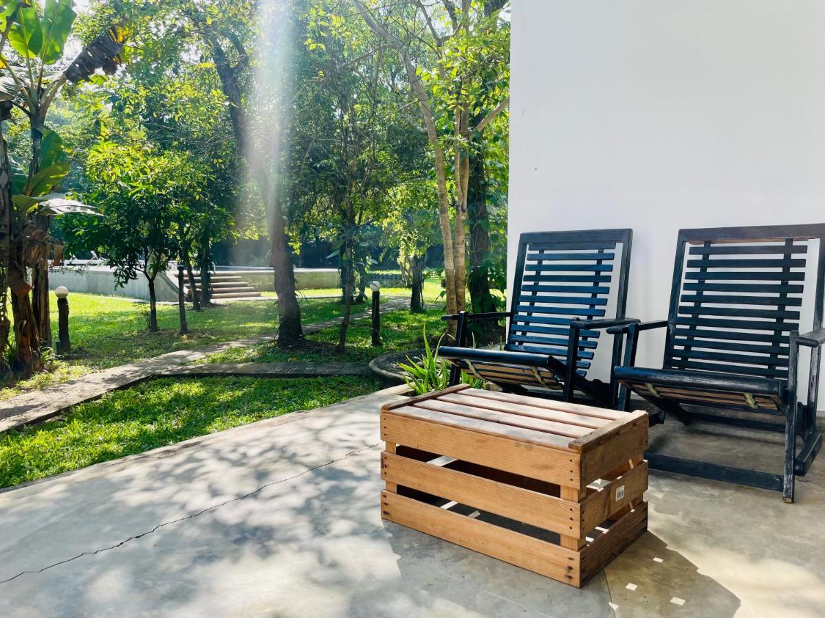 Hotel Sigiriya Kele Εξωτερικό φωτογραφία