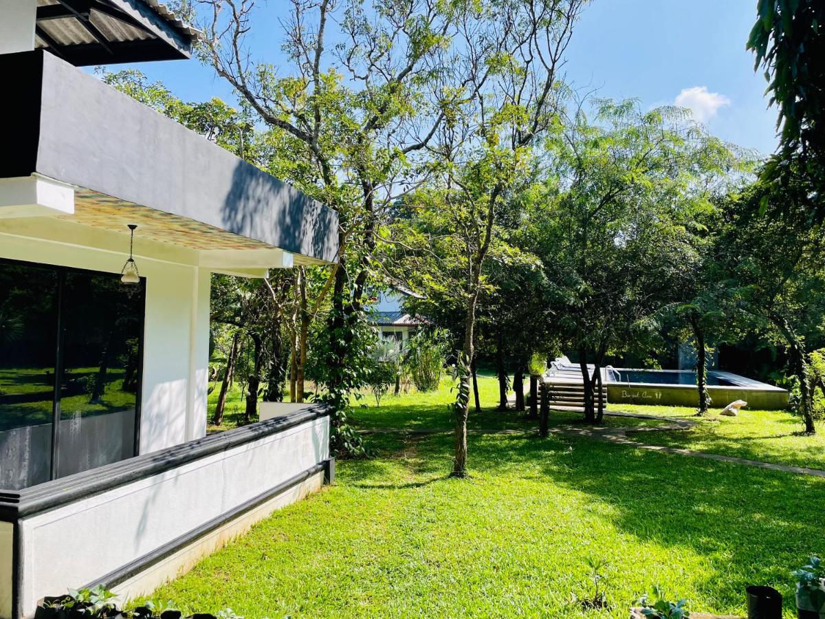 Hotel Sigiriya Kele Εξωτερικό φωτογραφία